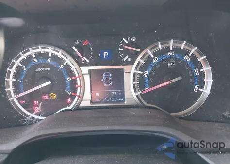 2016 Toyota 4Runner Sr5 Premium z USA, uszkodzony, nr VIN JTEBU5JR4G5313357